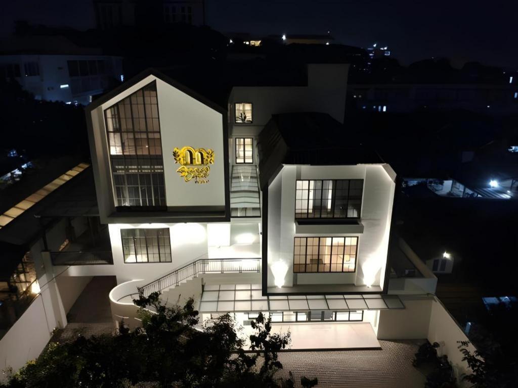 Bianco Costel Hotel Bogor Exterior photo