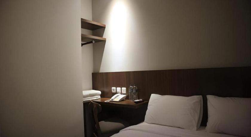 Bianco Costel Hotel Bogor Exterior photo