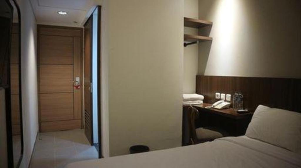 Bianco Costel Hotel Bogor Exterior photo